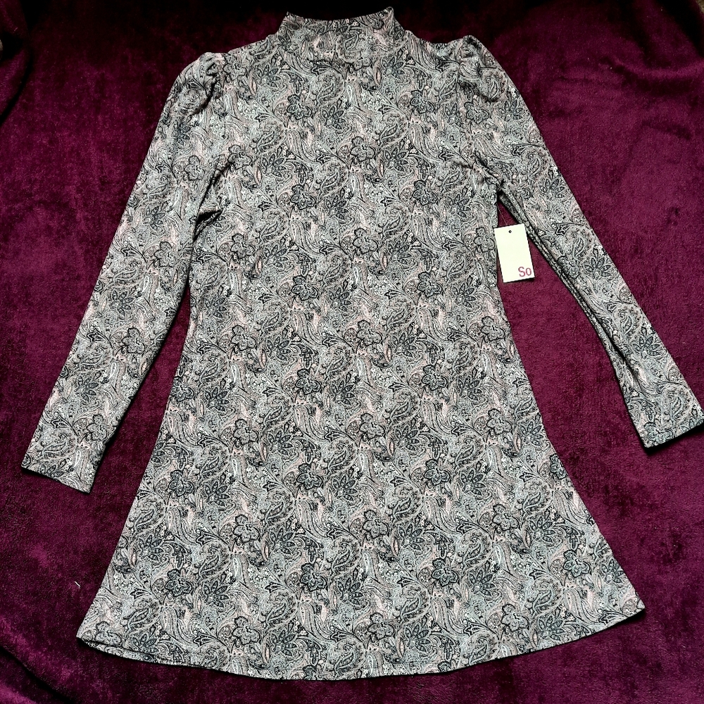 So L NWT Paisley Fit And Flare Long Sleeve Dress